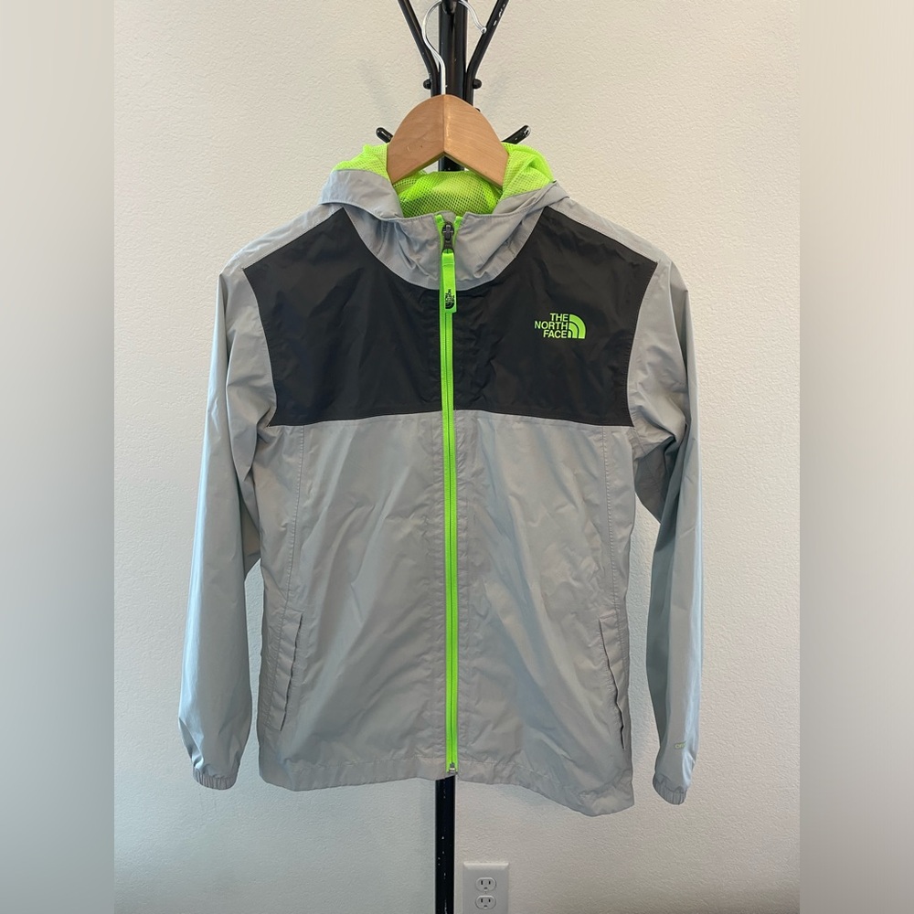 The North Face - Boys gray and neon green hooded windbreaker. Size large (14/16)